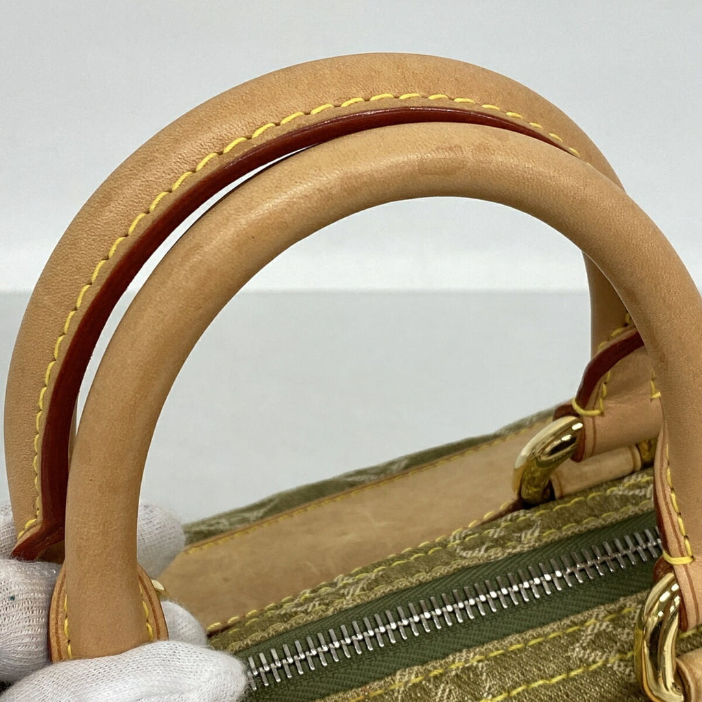 Louis Vuitton Green Handbag (Pre-Owned)